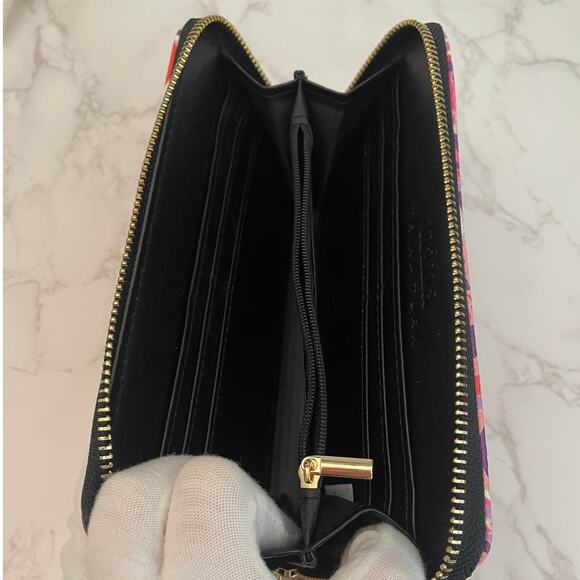 Trina Turk Sea Anemone Large Zip Around Wallet‎ Boxed Pink Purple Floral NWT - Picture 6 of 7